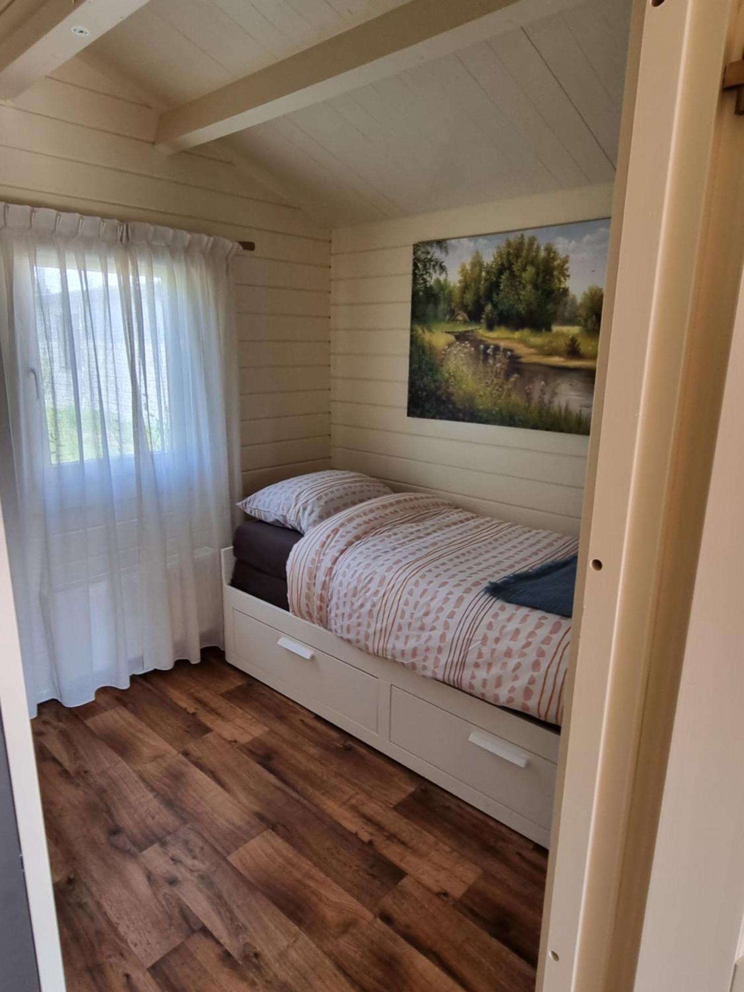 Nieuw - Luxe Blokhut Chalet In Bosrijke Omgeving Anloo Εξωτερικό φωτογραφία